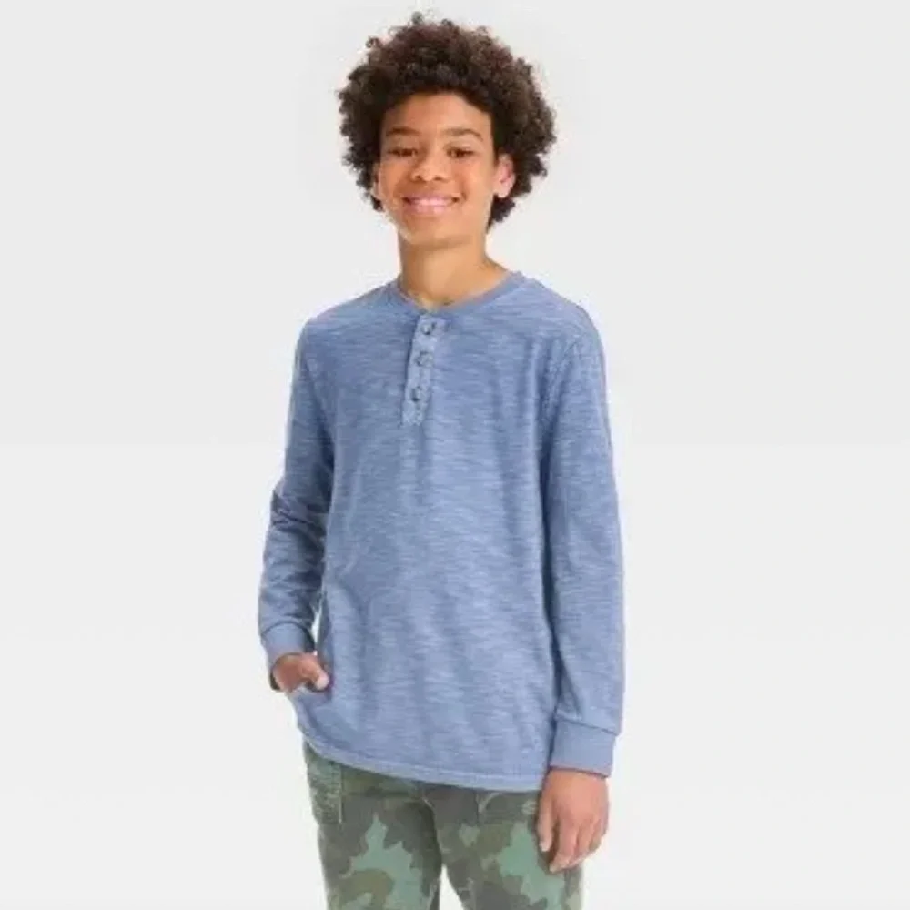 EUC Art Class Washed Henley Tee Shirt